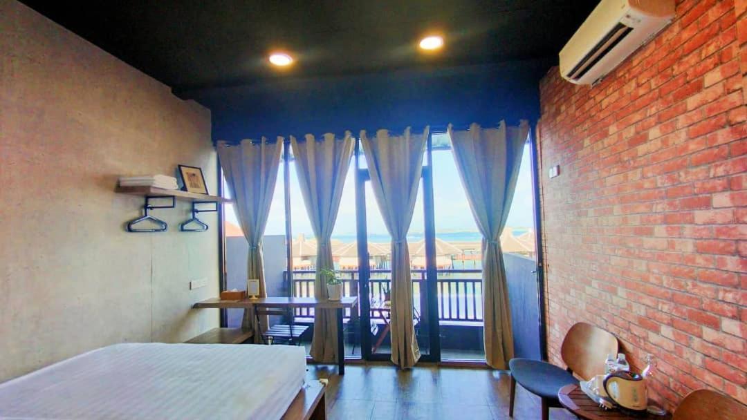 Cube Bed Station & Tours Sdn Bhd Hostel Semporna Εξωτερικό φωτογραφία